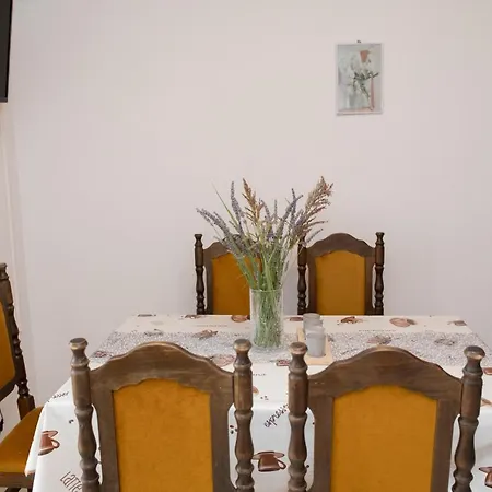 Dalmatien Apartman *