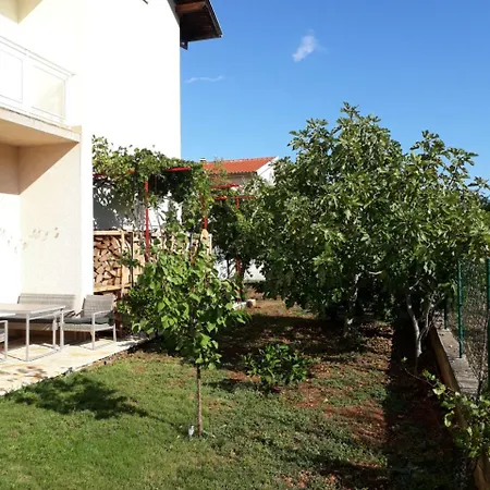 Dalmatien Apartman *