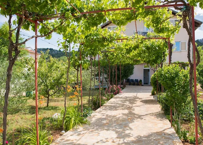 Dalmatien דירה *