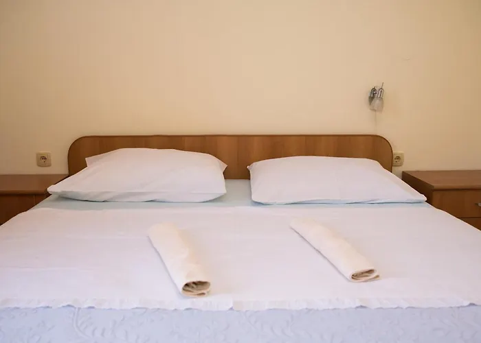 דירה Dalmatien Raslina