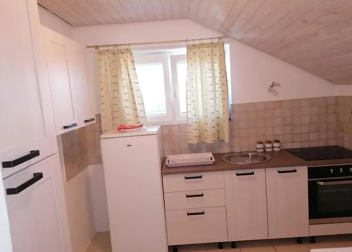 דירה Dalmatien Raslina